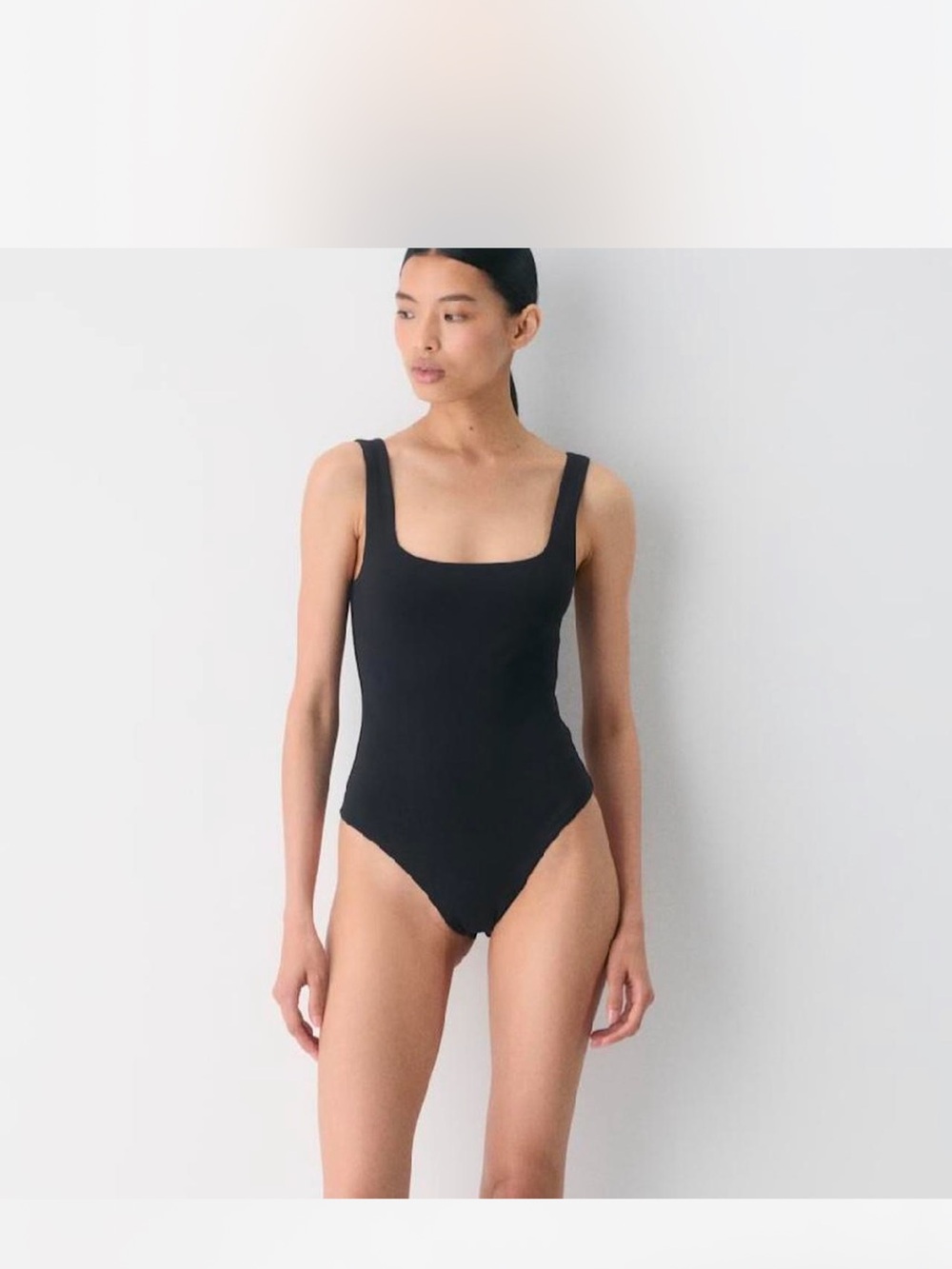 Aritzia Babaton Square Scoop Bodysuit